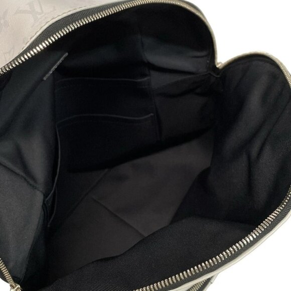 LOUIS VUITTON Discovery Backpack Bronze/Optic White Taigarama - Picture 13 of 15